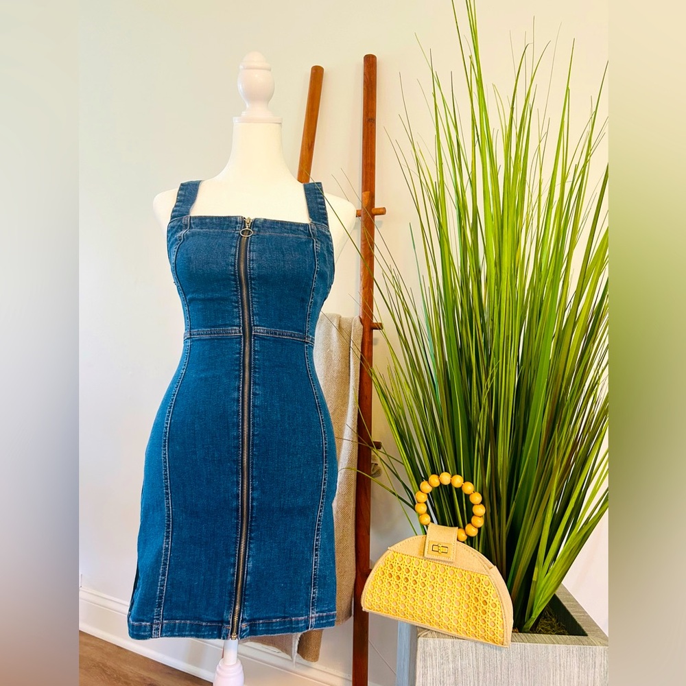 Women’s Denim Blue Dress (New without tag)